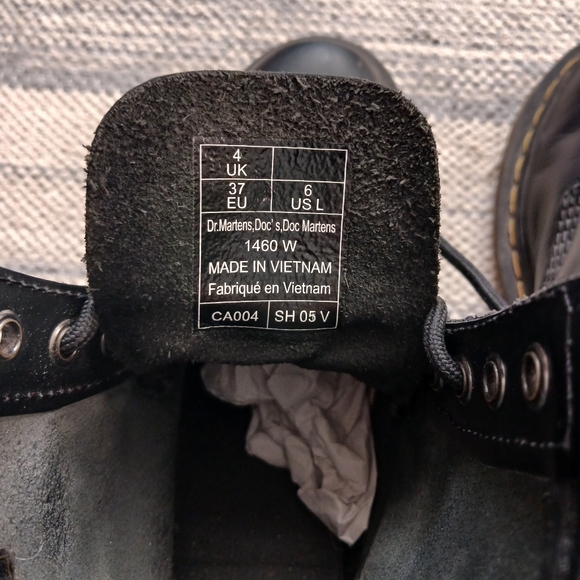 Dr MARTENS + skirt ! - Picture 7 of 12